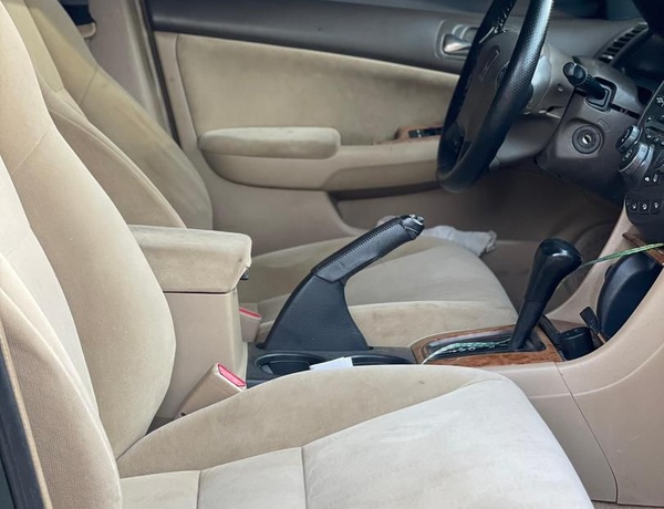 2004 HONDA ACCORD (E O D) FOR SALE IN ABUJA