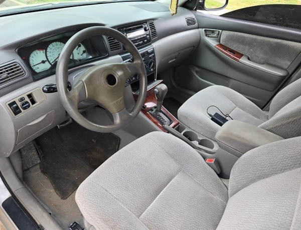2004 TOYOTA COROLLA FOR SALE IN ABUJA