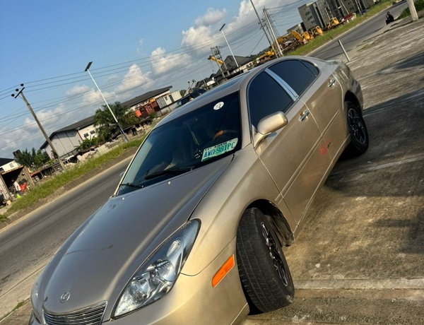 2005 EXTREMELY GOOD GRADE LEXUS ES330 FOR SALE IN RIVERS