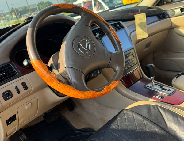 2005 EXTREMELY GOOD GRADE LEXUS ES330 FOR SALE IN RIVERS