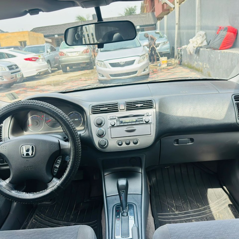 2005 Honda Civic Hybrid for Sale In Lagos image