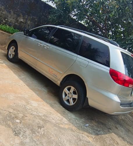2005 Toyota Sienna For Sale In Calabar
