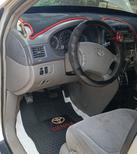 2005 Toyota Sienna For Sale In Calabar