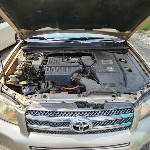 2006 Toyota Highlander Hybrid — private sell-off, low use