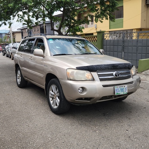 2006 Toyota Highlander Hybrid — private sell-off, low use