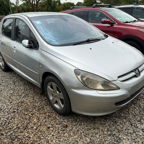2008 AUTOMATIC PEUGEOT 307 In Abuja