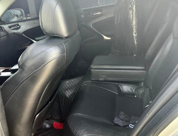 2008 FIRST BODY UNREGISTERED LEXUS IS250 FOR SALE IN ABUJA