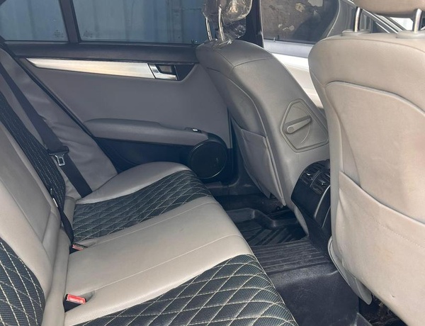 2008 MERCEDES BENZ C300 FOR SALE IN LAGOS