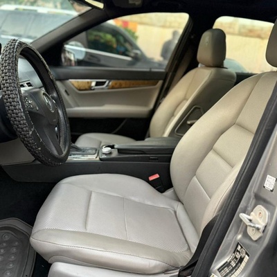 2008 MERCEDES BENZ C300 FOR SALE IN ABUJA
