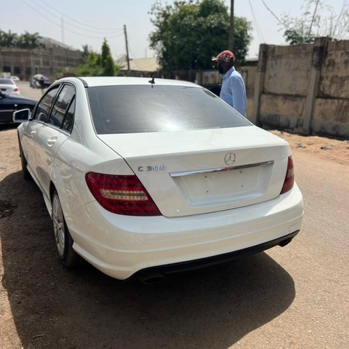 2008 MERCEDES BENZ C300 FOR SALE IN KADUNA