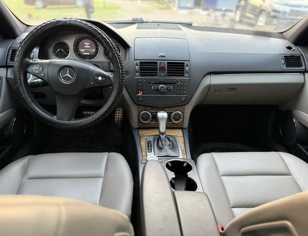 2008 MERCEDES BENZ C300 FOR SALE IN ABUJA