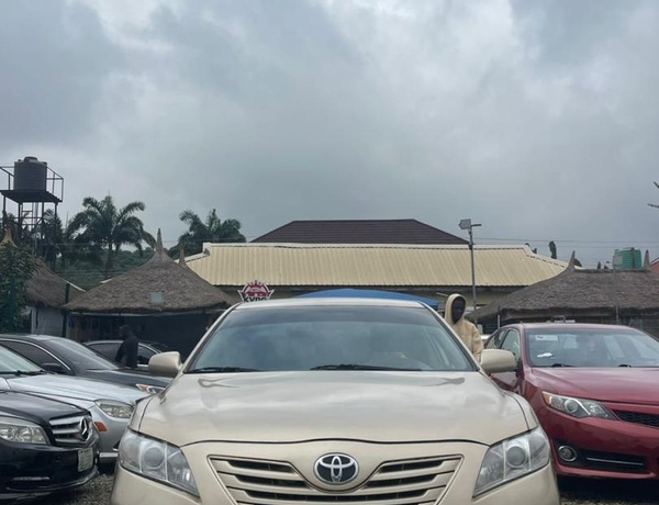 2008 TOYOTA CAMRY FOR SALE IN ABUJA