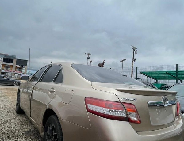 2008 TOYOTA CAMRY FOR SALE IN ABUJA