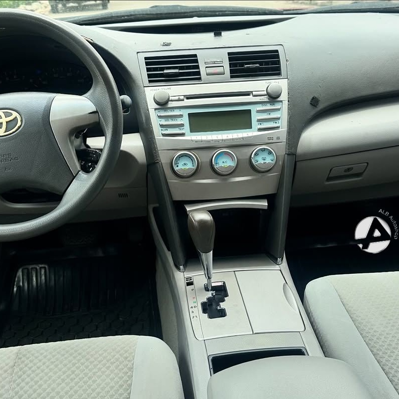 2008 Toyota Camry LE image