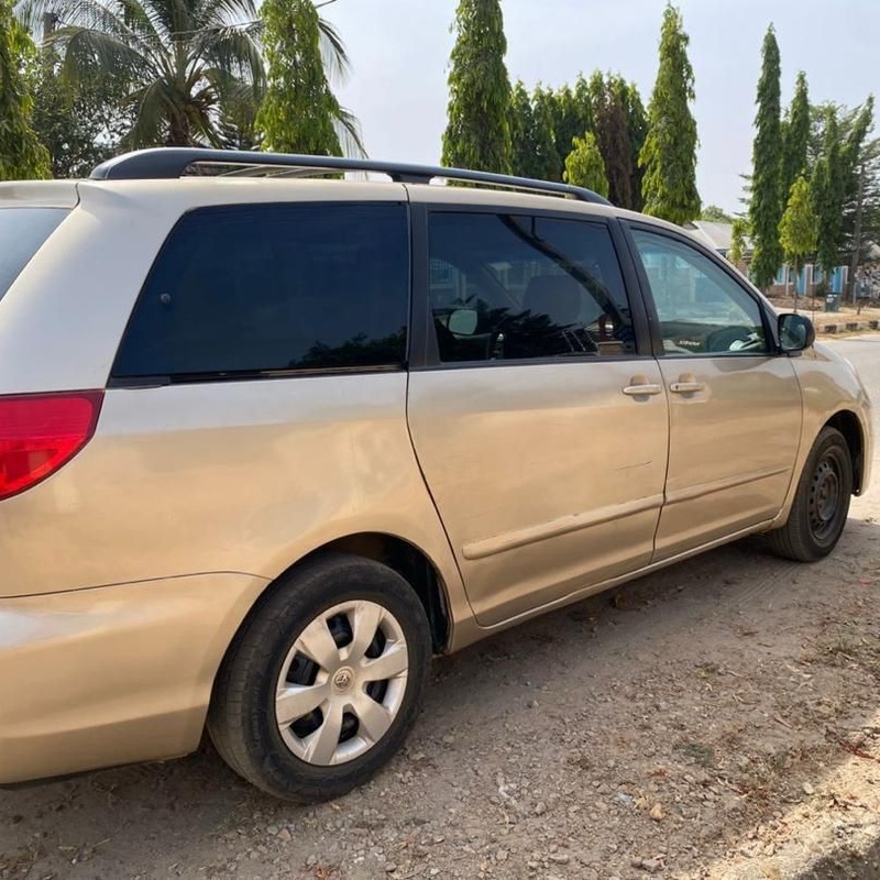 2008 TOYOTA SIENNA LE FOR SALE IN ABUJA image