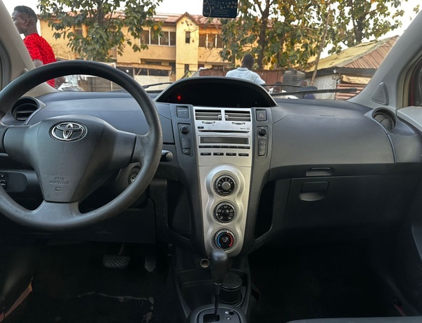 2008 TOYOTA YARIS FOR SALE IN ABUJA