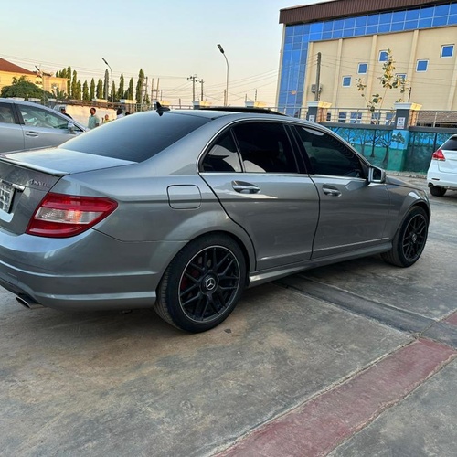2009 MERCEDES BENZ C300 FOR SALE IN KADUNA