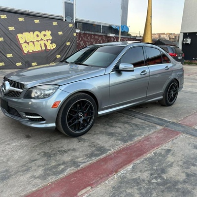2009 MERCEDES BENZ C300 FOR SALE IN KADUNA