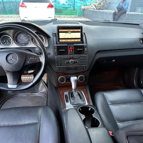 2009 MERCEDES BENZ C300 FOR SALE IN KADUNA