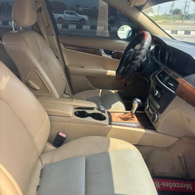 2009 MERCEDES BENZ C300 FOR SALE IN ABUJA