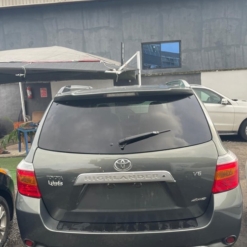 FORIEGN USED 2009 TOYOTA HIGHLANDER FOR SALE IN LAGOS