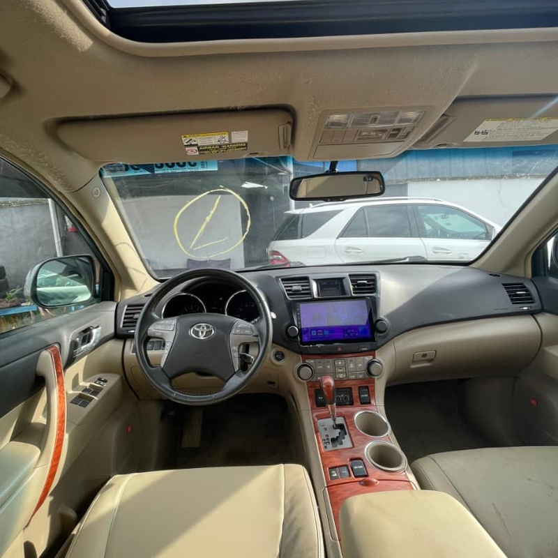 FORIEGN USED 2009 TOYOTA HIGHLANDER FOR SALE IN LAGOS image