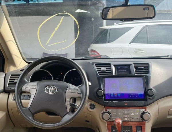 FORIEGN USED 2009 TOYOTA HIGHLANDER FOR SALE IN LAGOS