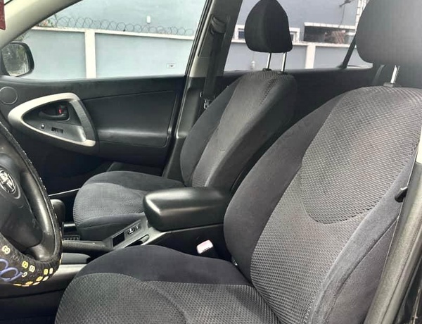 2009 TOYOTA RAV4 V6 FOR SALE IN LAGOS