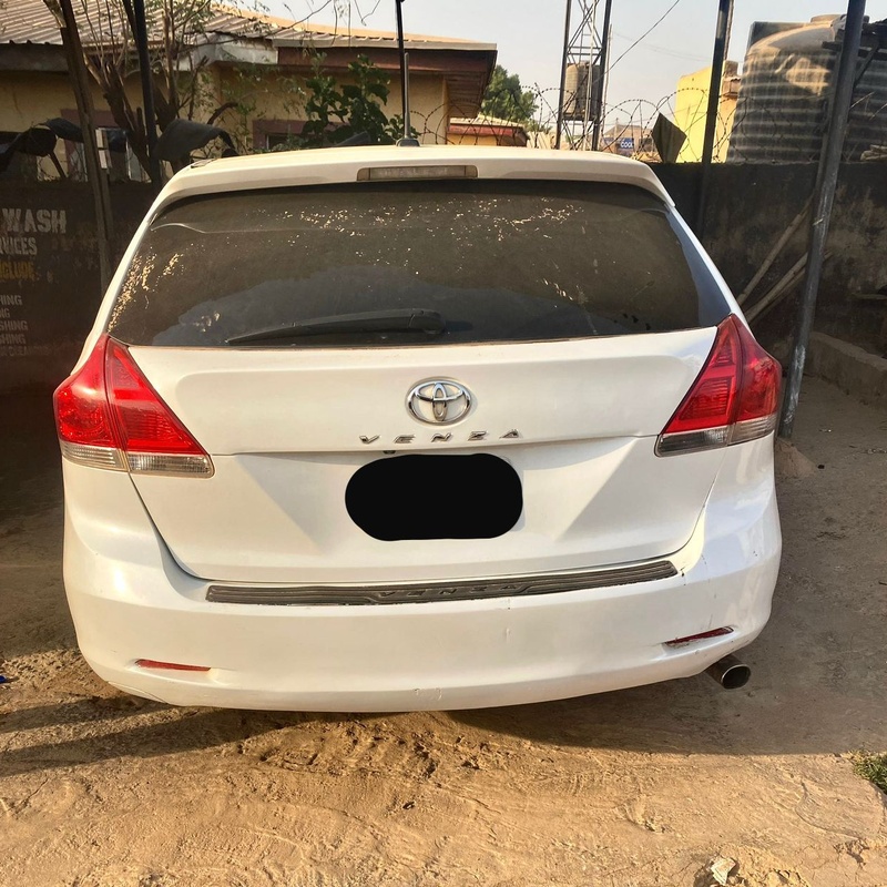 2010 4CYL TOYOTA VENZA FOR SALE image