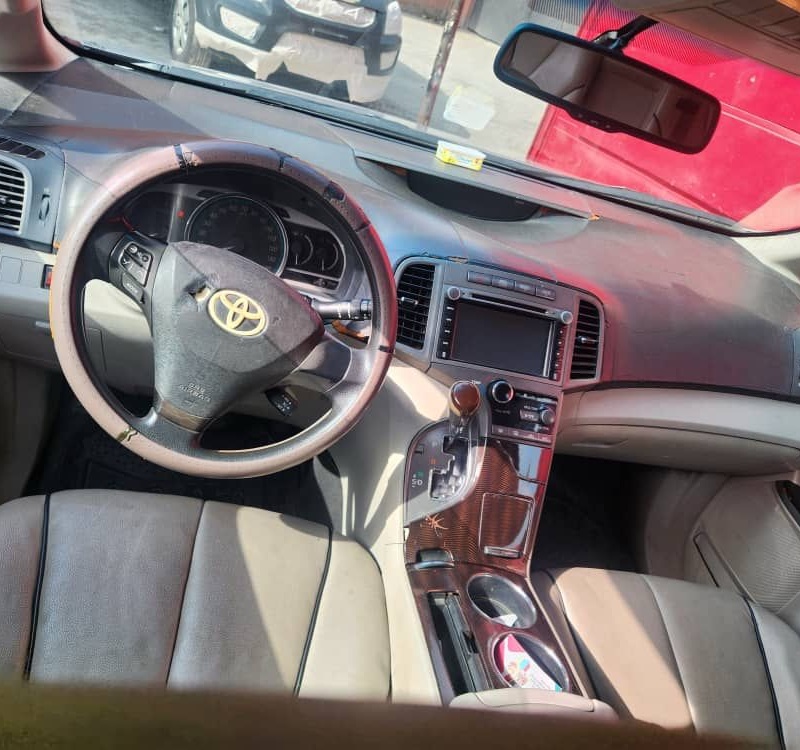 2010 4CYL TOYOTA VENZA FOR SALE IN LAGOS image