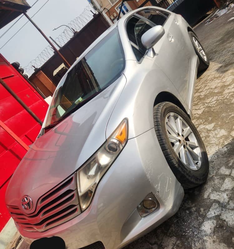2010 4CYL TOYOTA VENZA FOR SALE IN LAGOS image