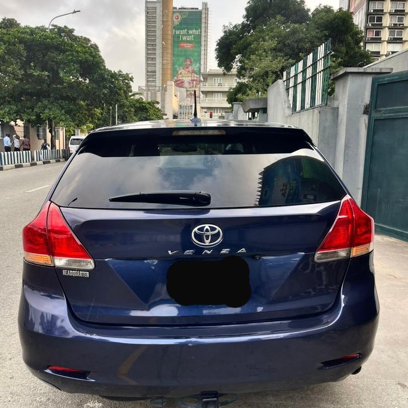 2010 KEYLESS TOYOTA VENZA IN LAGOS FOR SALE image