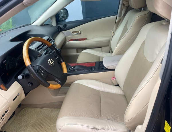 2010 LEXUS RX350 FOR SALE IN LAGOS