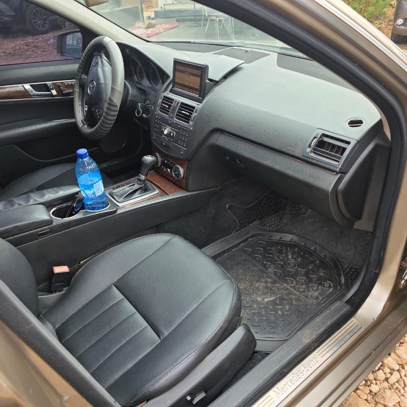 2010 MERCEDES BENZ C300 FOR SALE IN KADUNA image