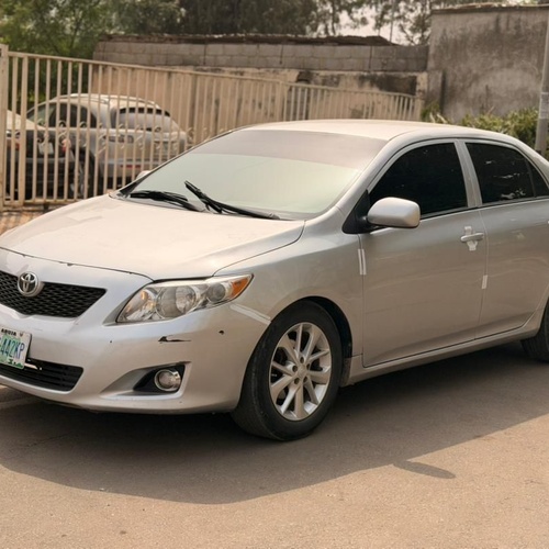 2010 TOYOTA COROLLA  FOR SALE IN ABUJA
