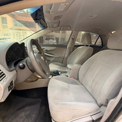 2010 TOYOTA COROLLA  FOR SALE IN ABUJA