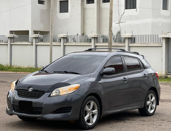 2010 TOYOTA MATRIX XR FOR SALE
