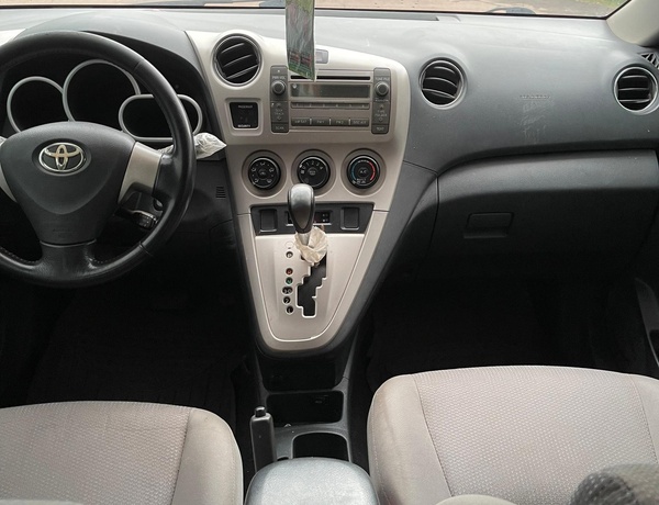 2010 TOYOTA MATRIX XR FOR SALE