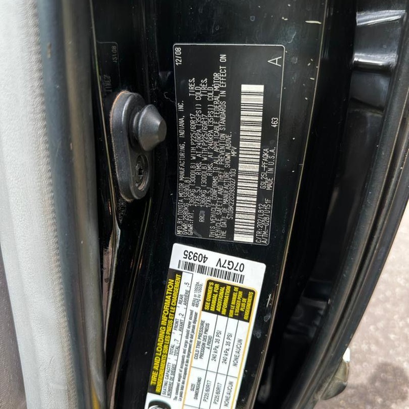 2010 TOYOTA SIENNA FOR SALE IN ABUJA image