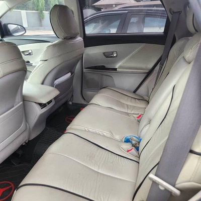 2010 TOYOTA VENZA FOR SALE IN ABUJA
