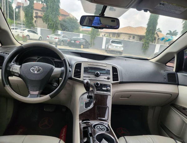 2010 TOYOTA VENZA FOR SALE IN ABUJA
