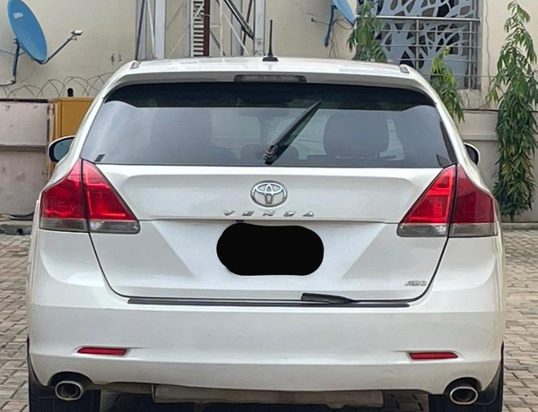 2010 TOYOTA VENZA FOR SALE IN ABUJA
