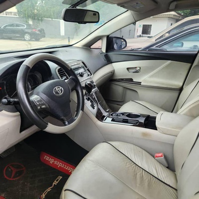 2010 TOYOTA VENZA FOR SALE IN ABUJA