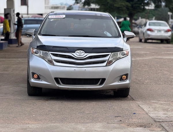 2010 TOYOTA VENZA FOR SALE IN ABUJA