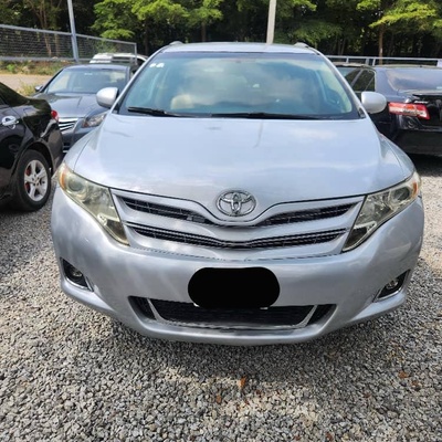 2010 TOYOTA VENZA FOUR CYLINDERS FOR SALE IN ABUJA