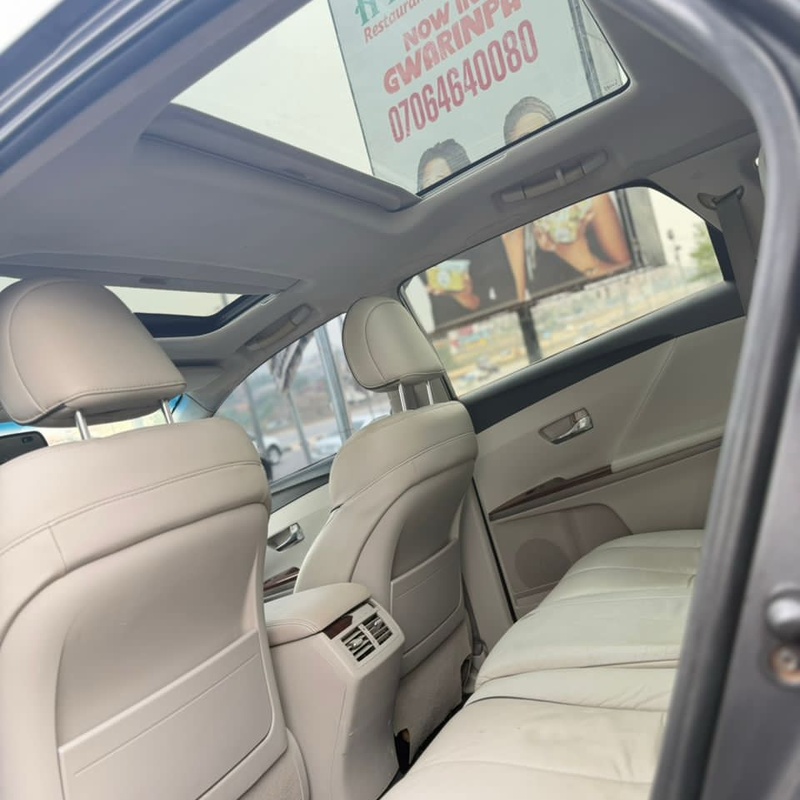 2010 TOYOTA VENZA FULL OPTION FOR SALE image