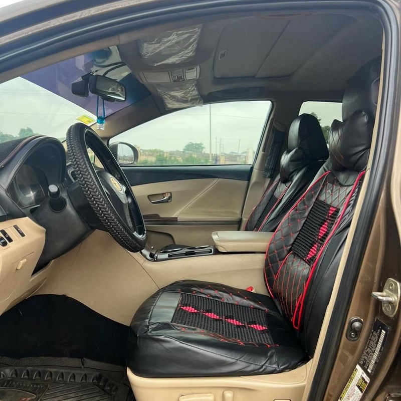 2010 TOYOTA VENZA FULL OPTION FOR SALE image