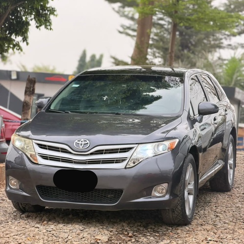 2010 TOYOTA VENZA FULL OPTION FOR SALE