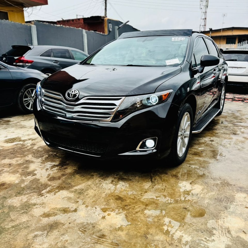 2010 Toyota Venza XLE for Sale In Lagos image