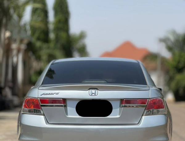 SUPER CLEAN TOYOTA COROLLA 2011 FOR SALE